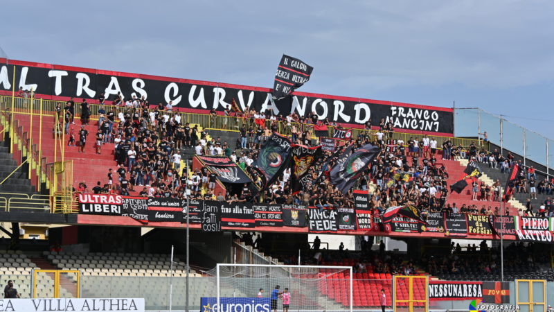La Curva Nord Foggia emette un comunicato: ‘Siamo pronti a…’ in vista dei Playoff”.