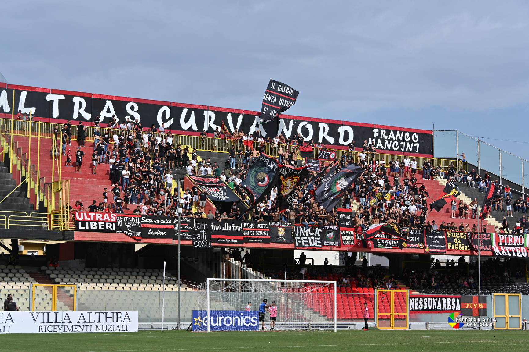 La Curva Nord Foggia emette un comunicato: ‘Siamo pronti a…’ in vista dei Playoff”.